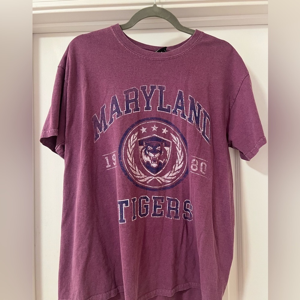 VTG- Maryland Tigers Shirt - Men’s Medium
